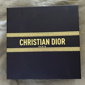 Dior box
